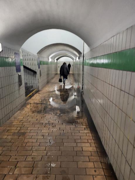 Angst�hre Unterf�hrung; Bild: Dorothee Eisel, Facebook-Gruppe "Wir alle brauchen den Bahnhof"